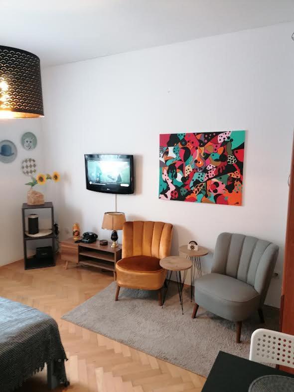 Ferienwohnung Mala Bella Zemun Exterior foto